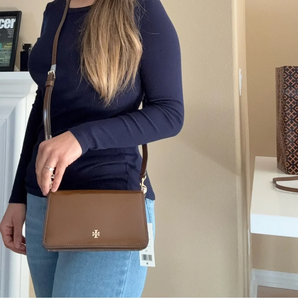 Tory Burch Emerson Mini Crossbody bag 157730 Patent Leather Rich Walnut